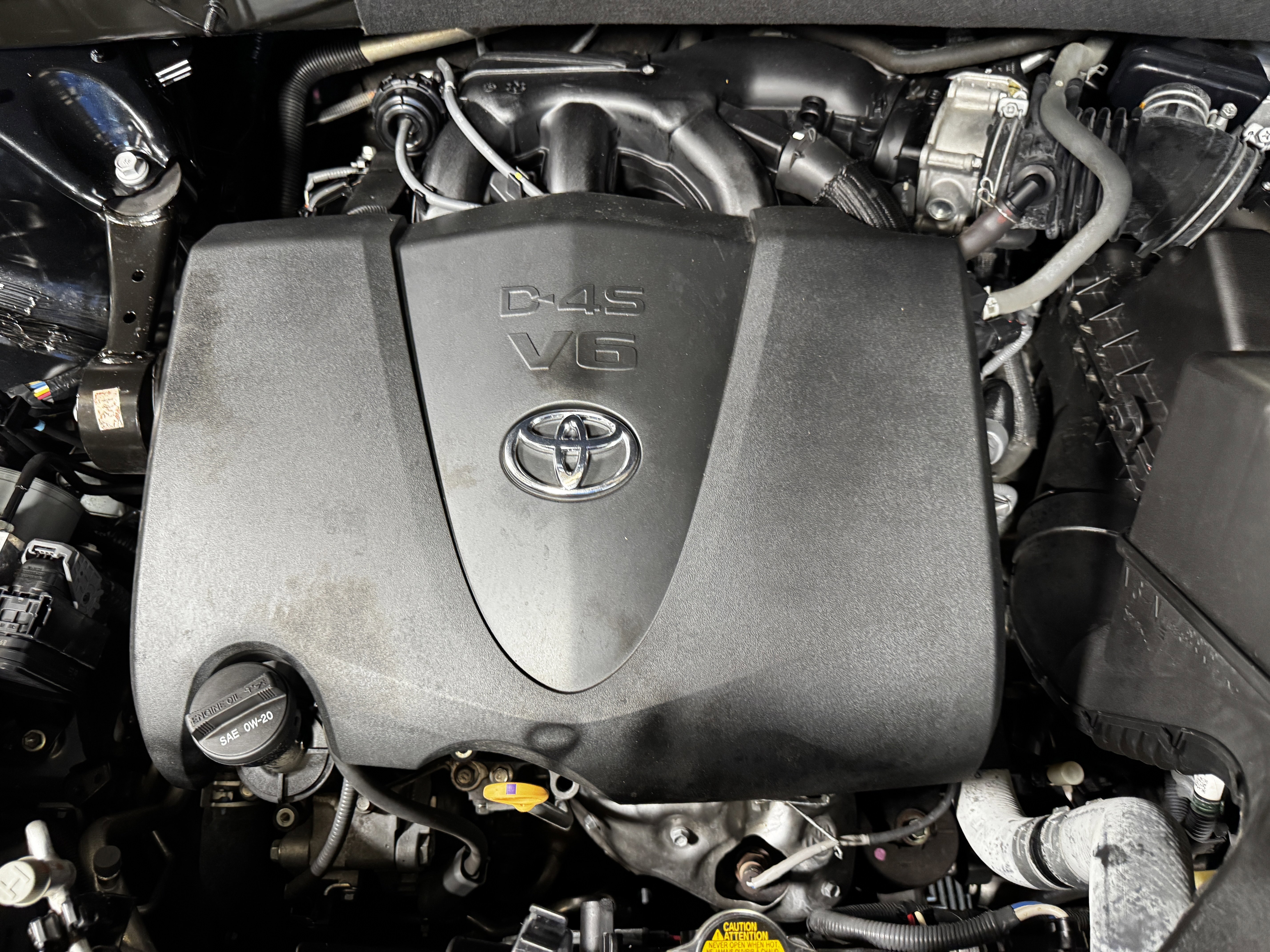 Used 2017 Toyota Highlander Limited AWD/4WD image 41