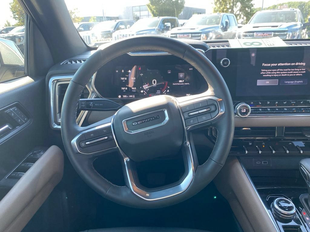 Used 2026 GMC Canyon Denali AWD/4WD image 27