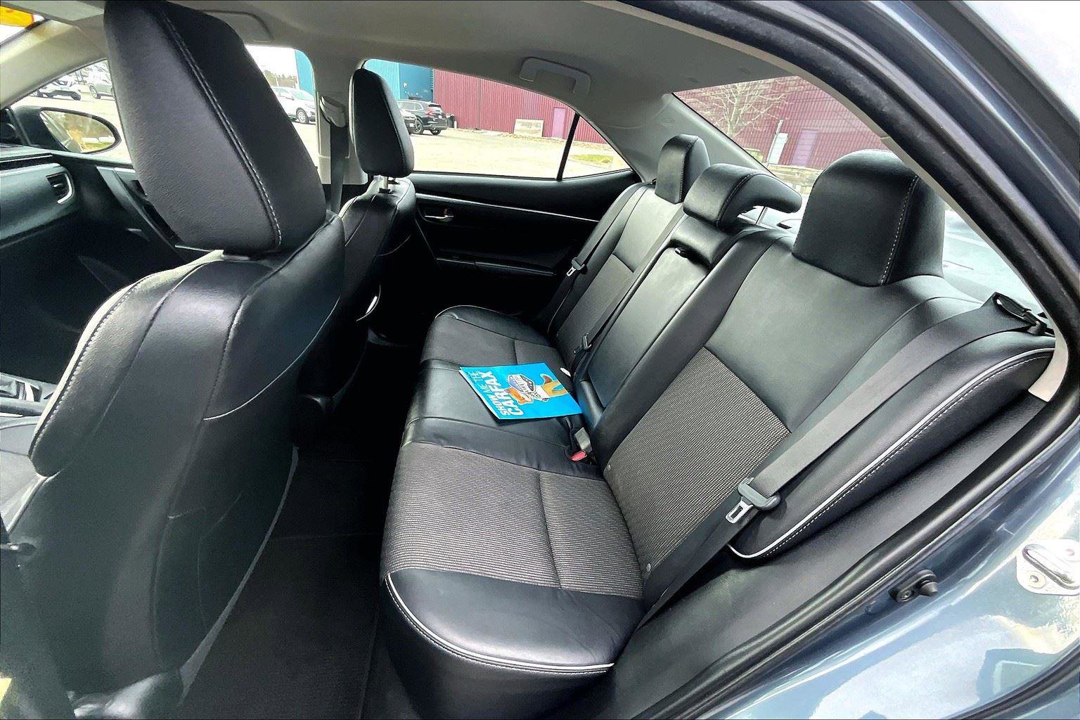 Used 2016 Toyota Corolla S image 20