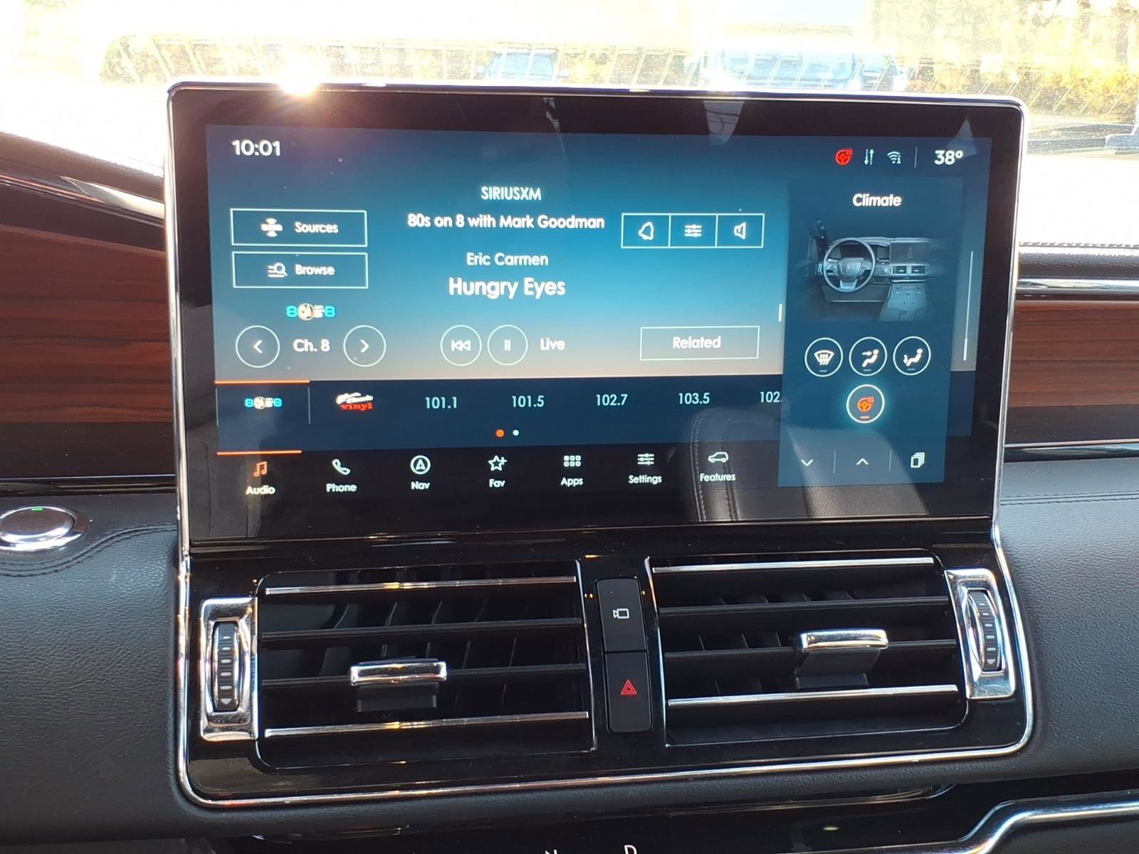Used 2022 Lincoln Navigator Reserve AWD/4WD image 25