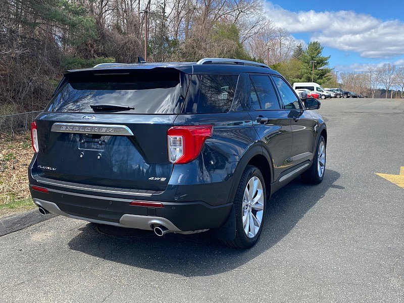 Used 2023 Ford Explorer Platinum w/ Technology Package image 7