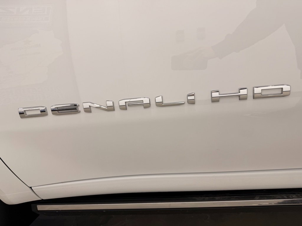 Used 2024 GMC Sierra 3500 Denali w/ Denali Reserve Package image 27