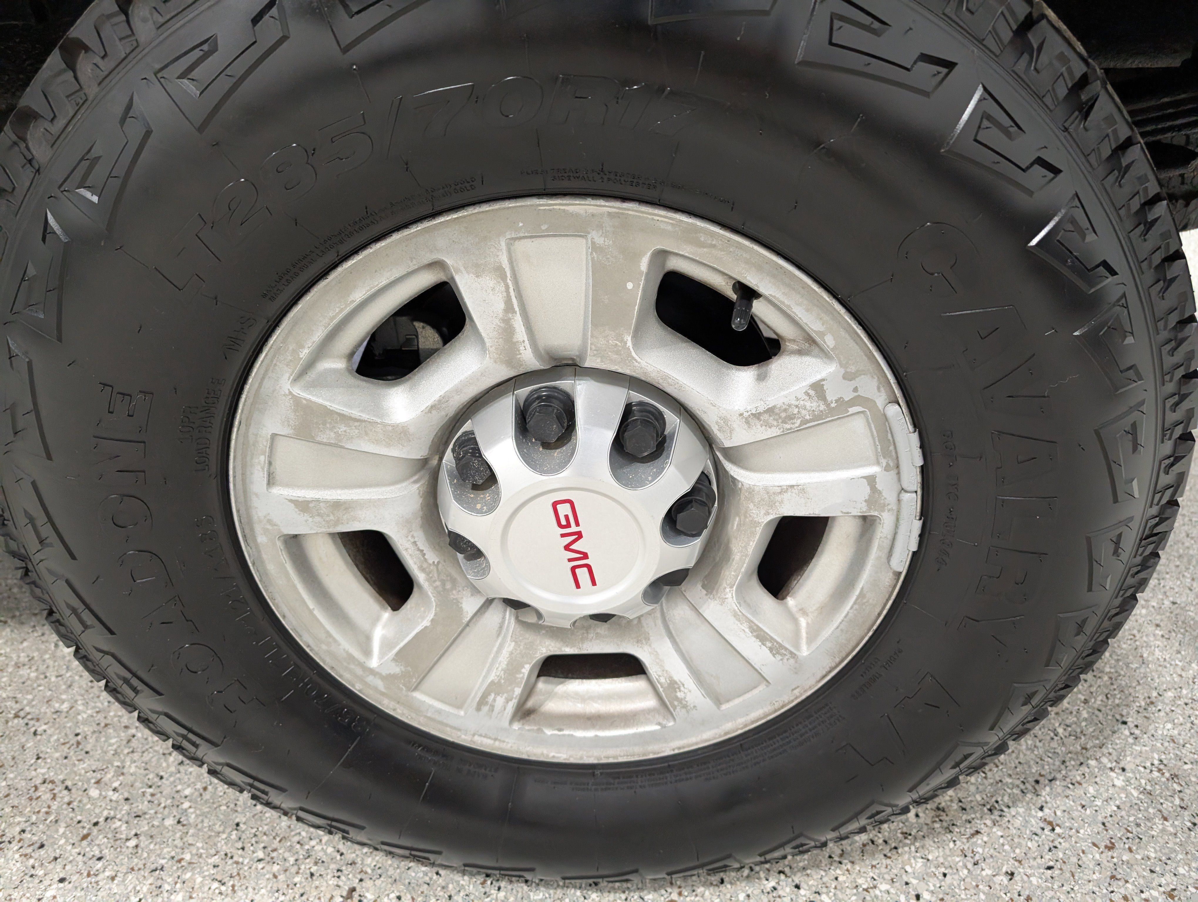 Used 2009 GMC Sierra 2500 SLT w/ SLT Convenience Package image 13