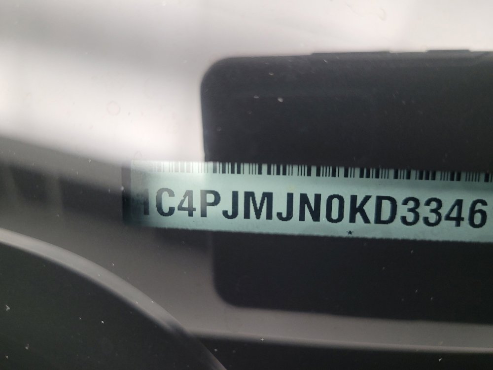 Used 2019 Jeep Cherokee Overland w/ Technology Group image 33