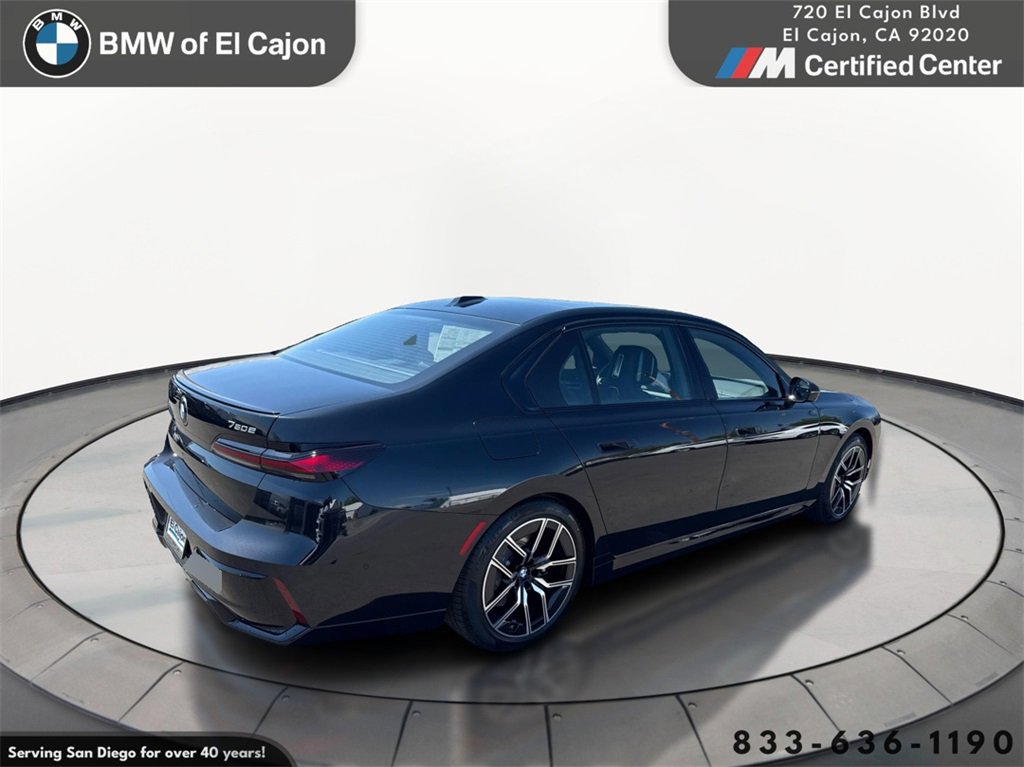 New 2026 BMW 750e xDrive image 5