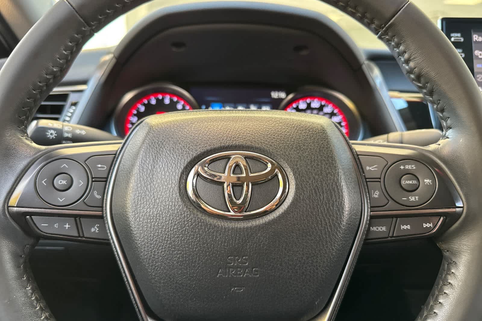 Used 2023 Toyota Camry XSE FWD image 23