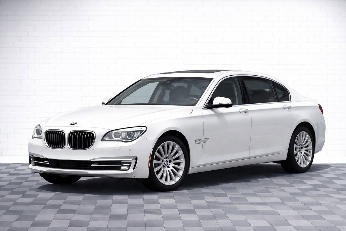 Used 2013 BMW 740Li w/ Executive Pkg image 1