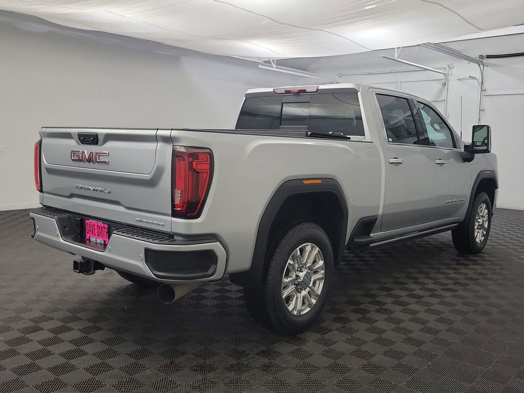 Used 2023 GMC Sierra 3500 Denali w/ Denali Ultimate Package AWD/4WD image 8