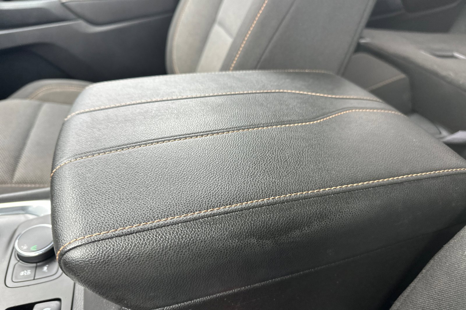 Used 2020 Chevrolet Traverse LS image 34