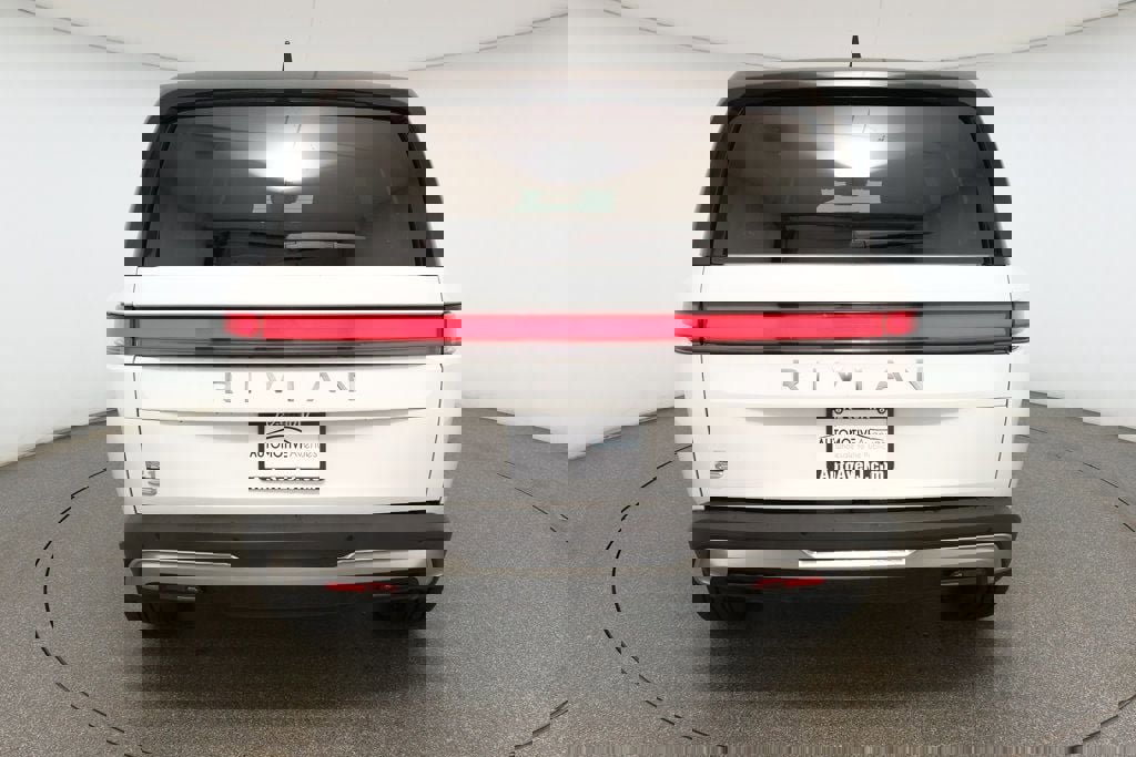 Used 2024 Rivian R1S Adventure image 5