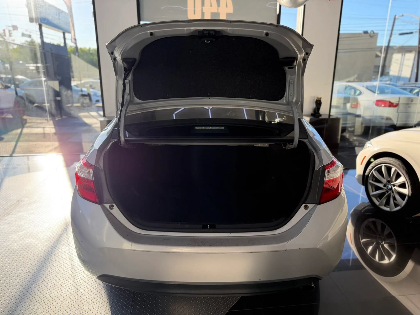 Used 2014 Toyota Corolla S FWD image 14