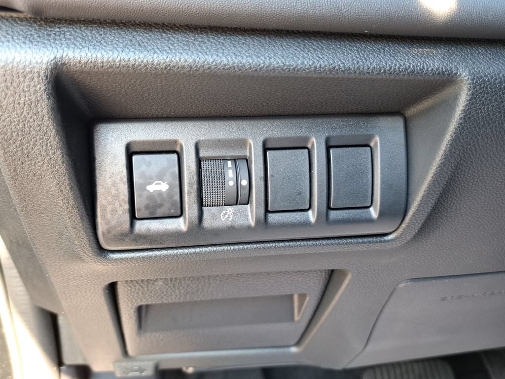Used 2025 Subaru Legacy Limited w/ Popular Package #3 AWD/4WD image 13
