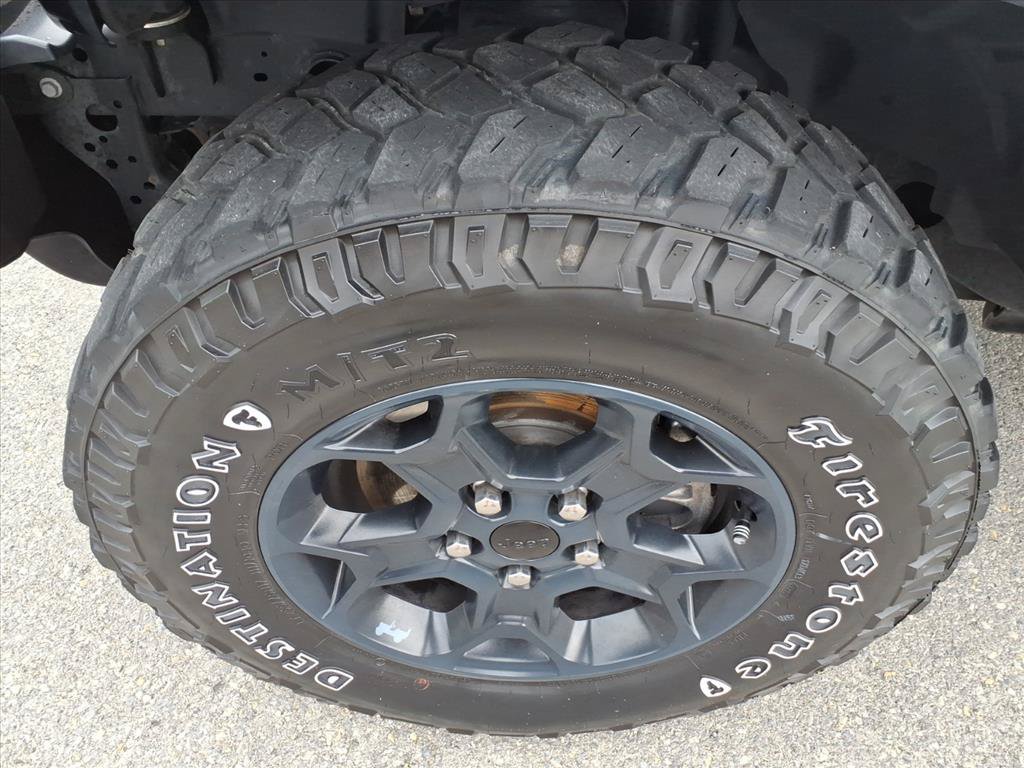 Used 2023 Jeep Wrangler Unlimited w/ Convenience Group AWD/4WD image 10