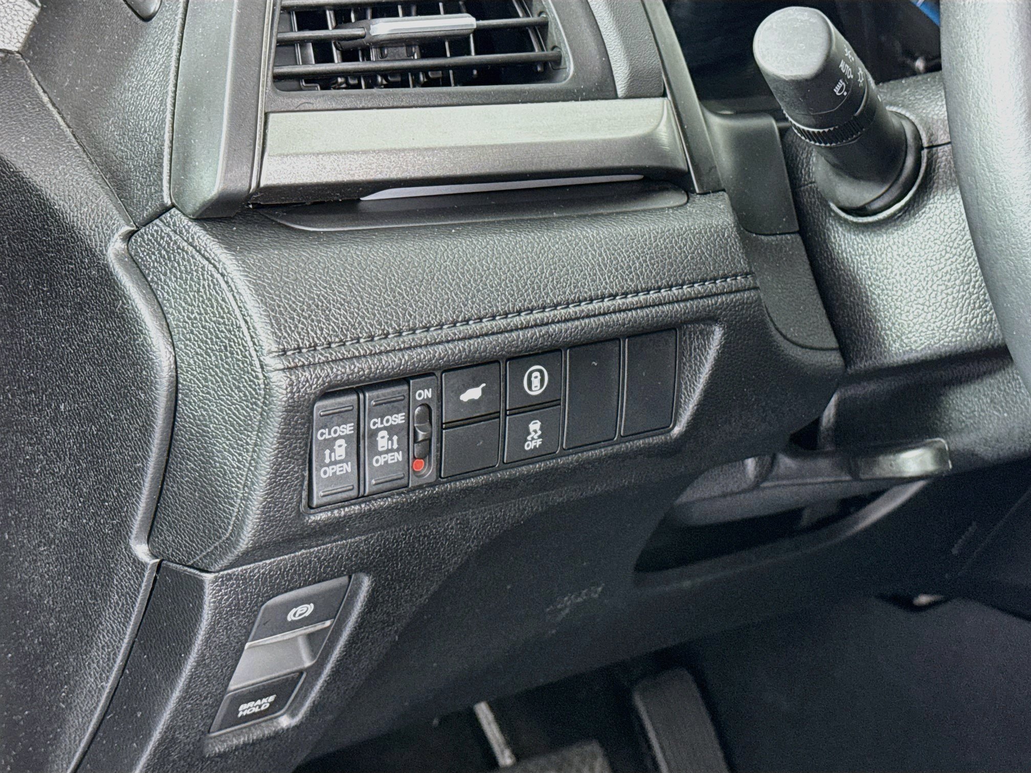 Certified 2024 Honda Odyssey Sport image 10