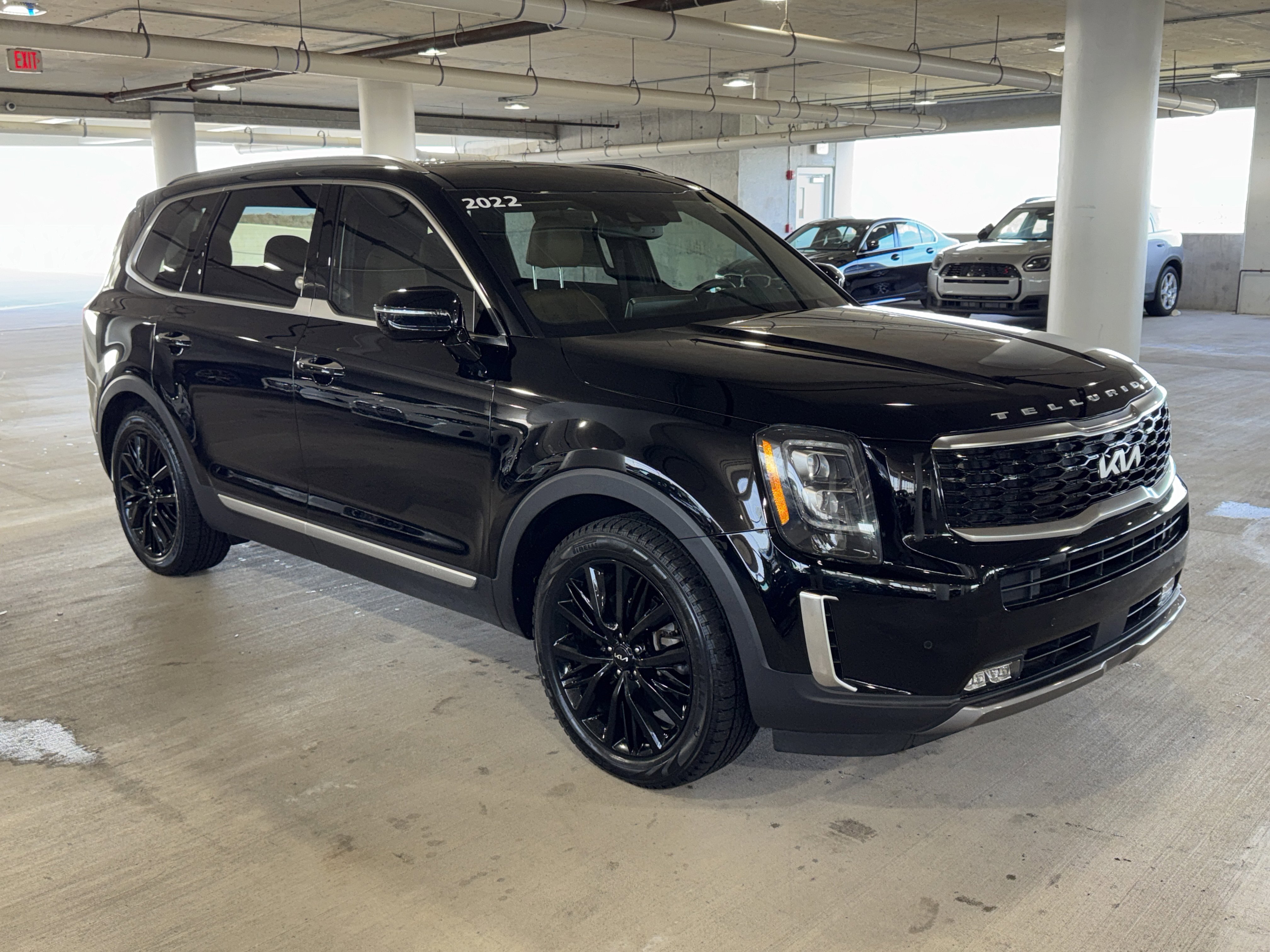 Used 2022 Kia Telluride SX w/ Towing Package image 2