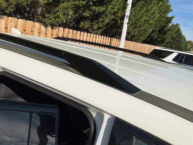 Used 2025 Nissan Pathfinder SV image 7