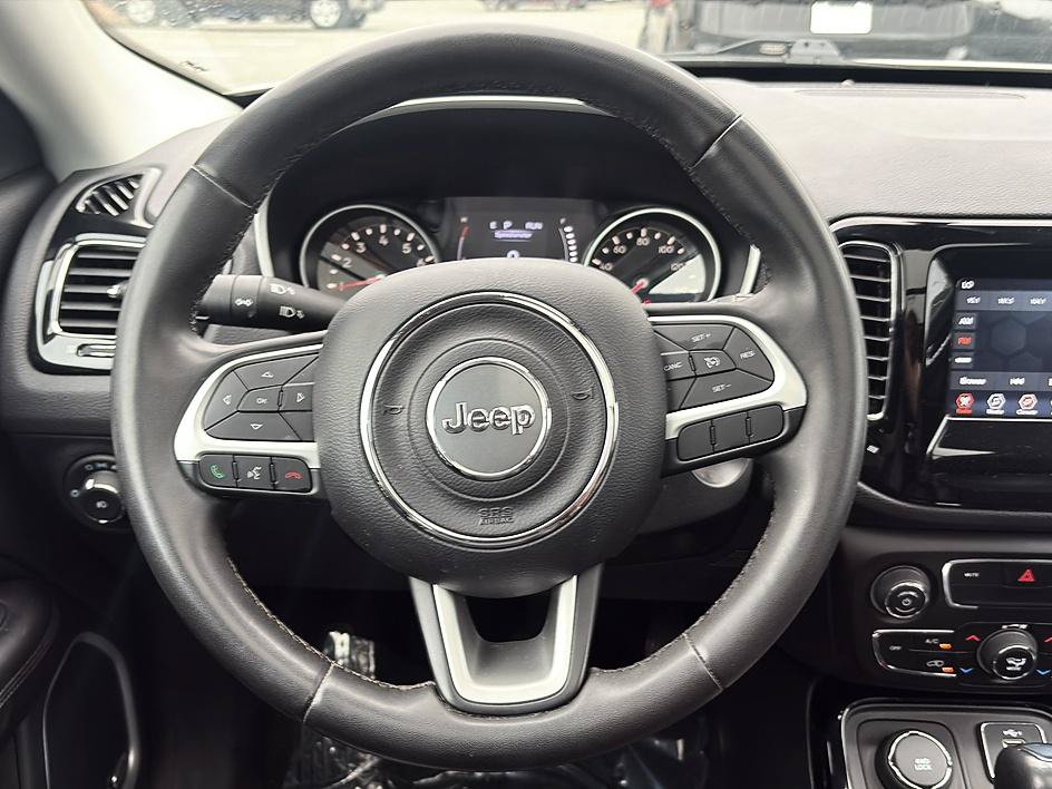 Used 2021 Jeep Compass Latitude w/ Sun and Sound Group AWD/4WD image 38