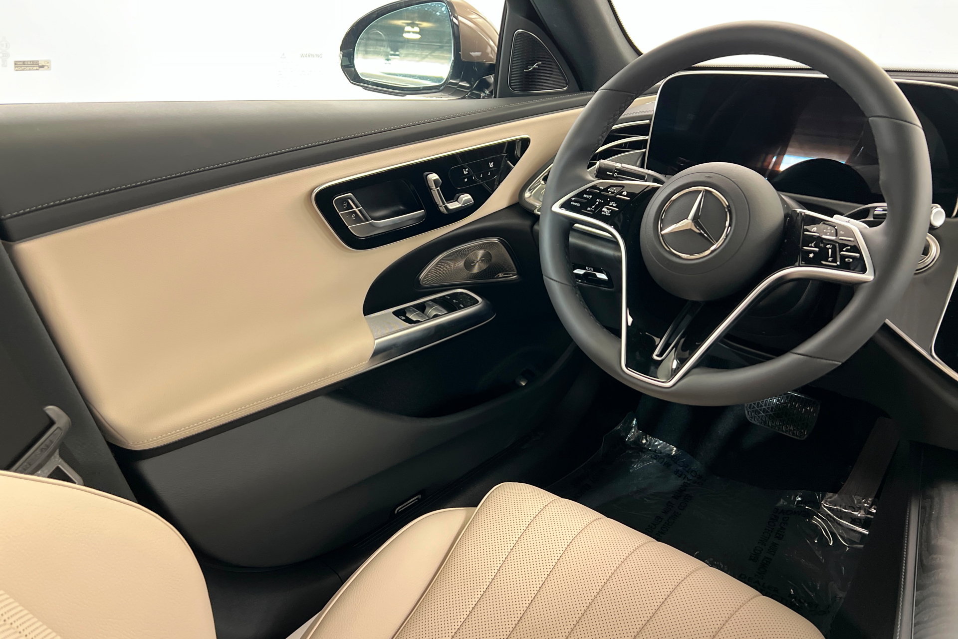 New 2026 Mercedes-Benz E 350 4MATIC Sedan image 11