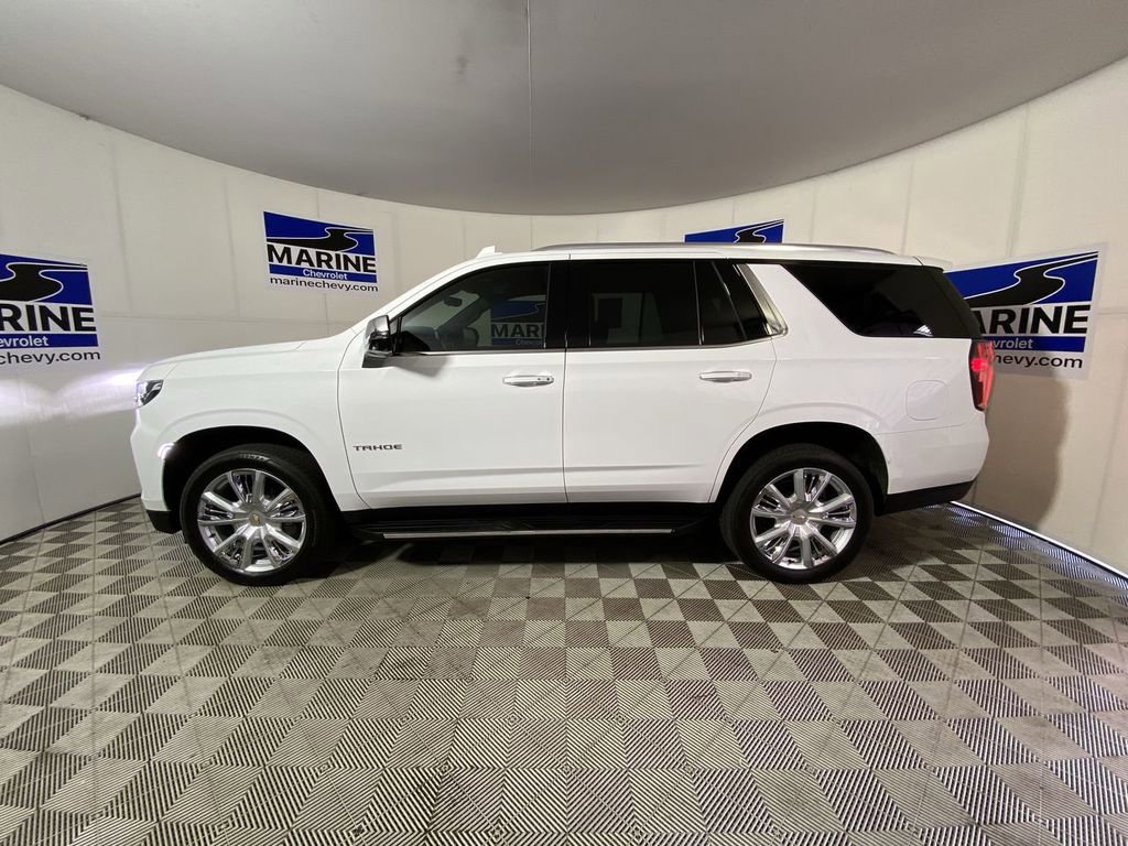 Used 2024 Chevrolet Tahoe Premier w/ Premium Package AWD/4WD image 13
