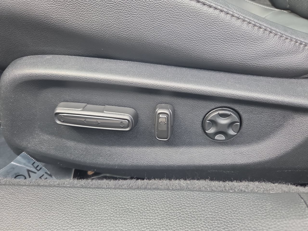 Used 2020 Honda Accord Touring image 19