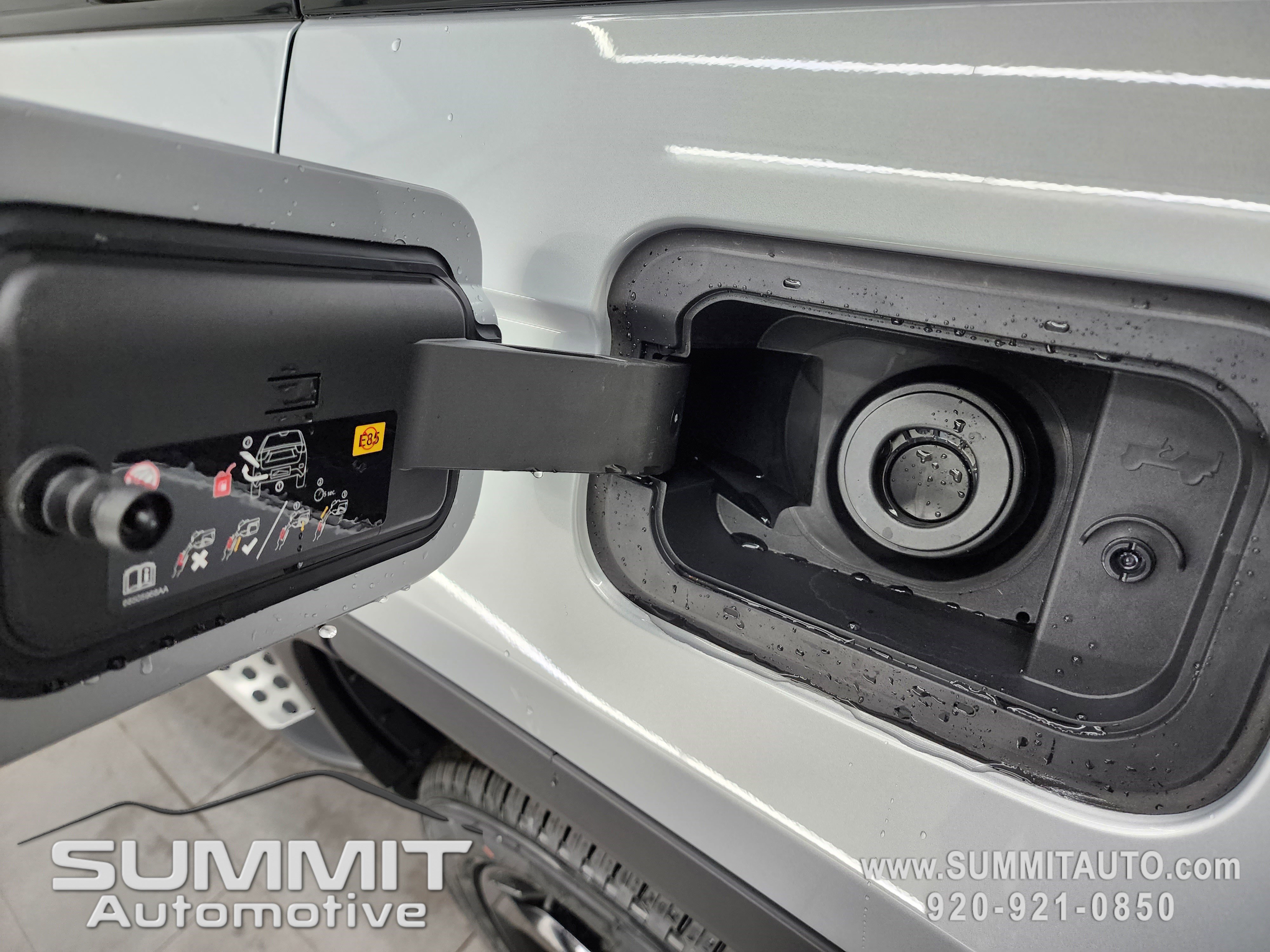 New 2025 Jeep Grand Cherokee Limited w/ Black Appearance Package image 34