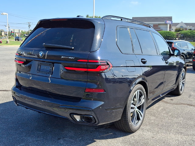 New 2027 BMW X7 xDrive40i w/ M Sport Package AWD/4WD image 5