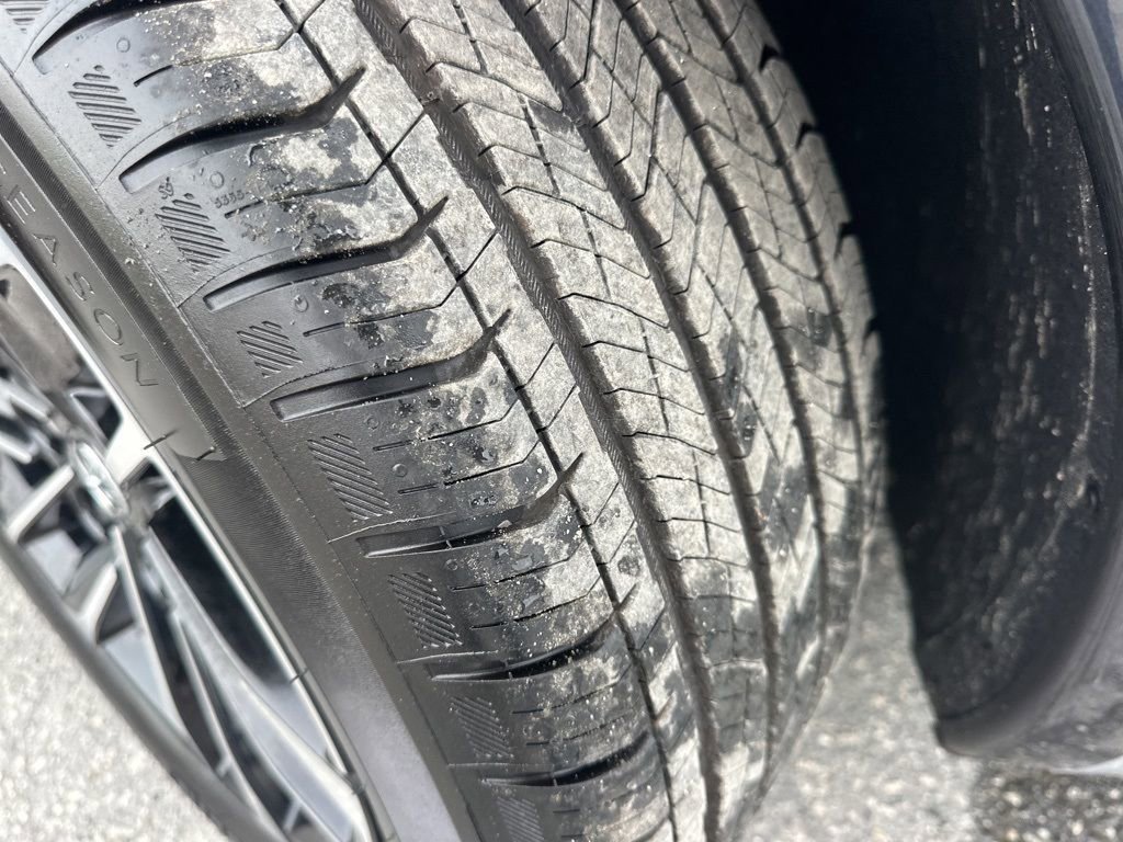 Used 2024 Acura ZDX A-Spec image 35