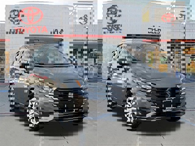 Used 2025 Nissan Versa S w/ Trunk Package