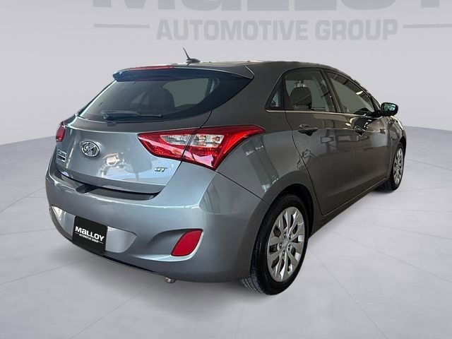 Used 2017 Hyundai Elantra GT FWD image 5