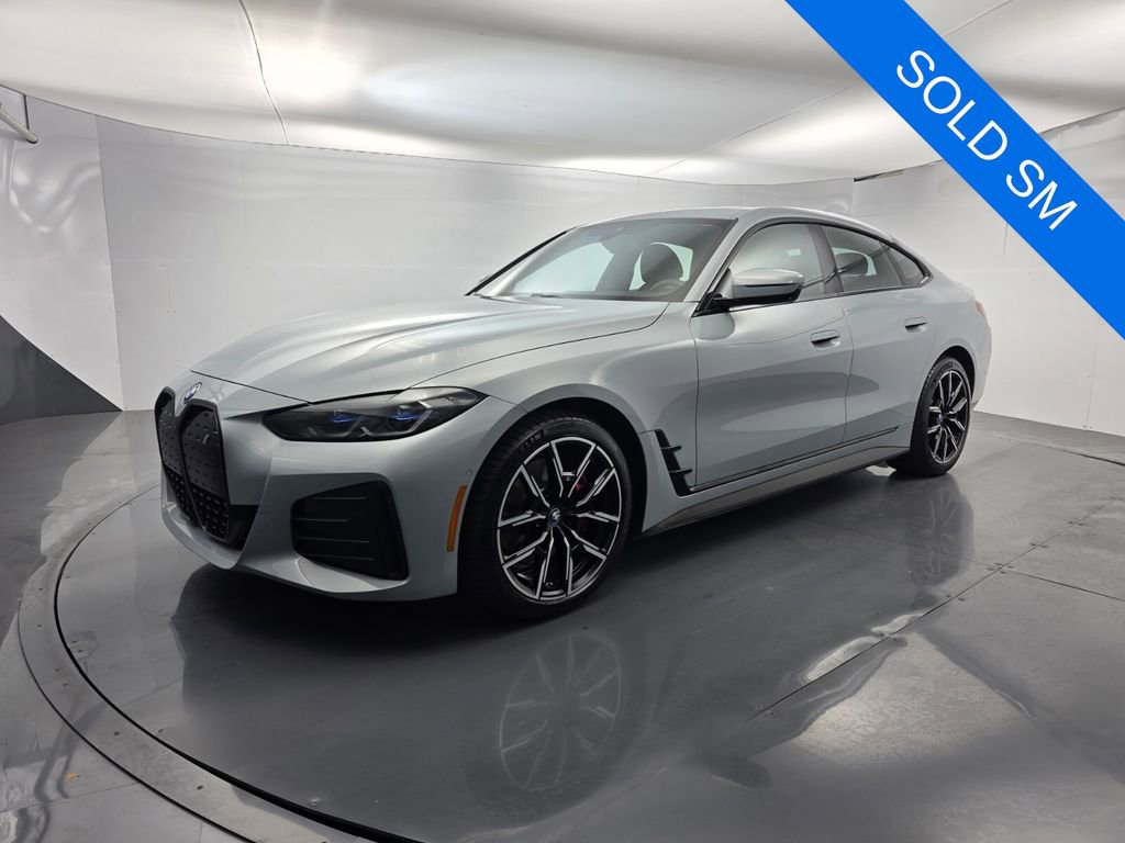 Used 2022 BMW i4 eDrive40 w/ M Sport Package RWD image 8