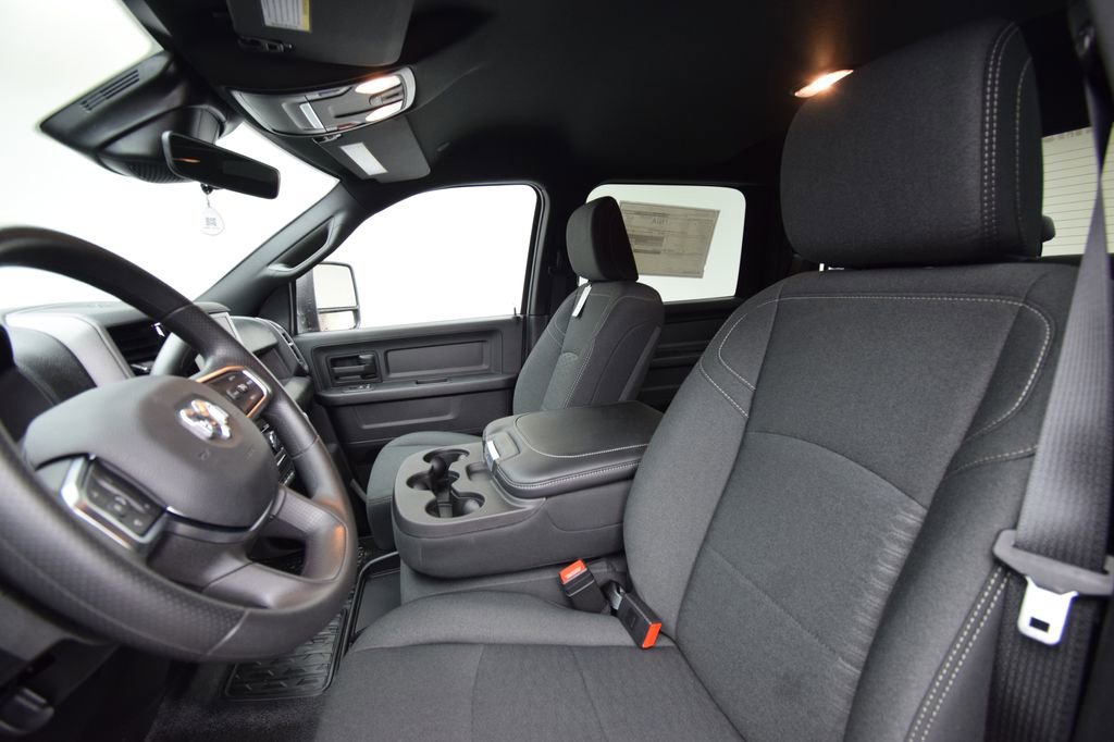 New 2026 RAM 3500 Tradesman w/ Chrome Appearance Group A image 39