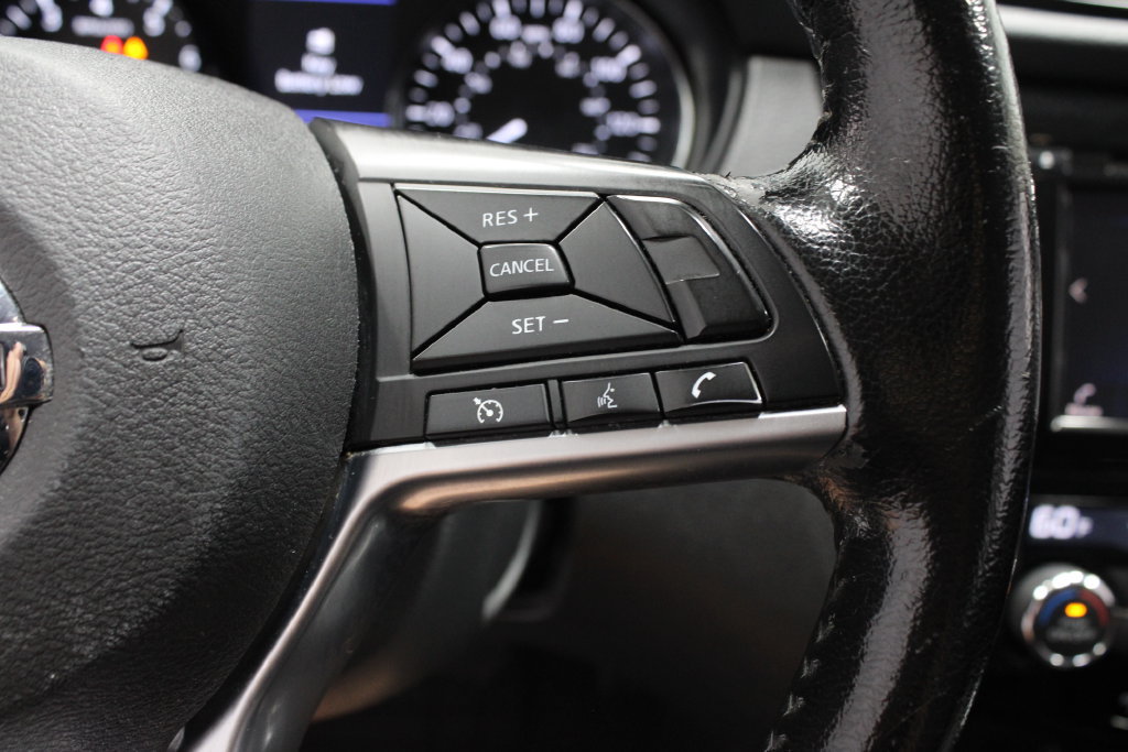 Certified 2022 Nissan Rogue Sport SV AWD/4WD image 27