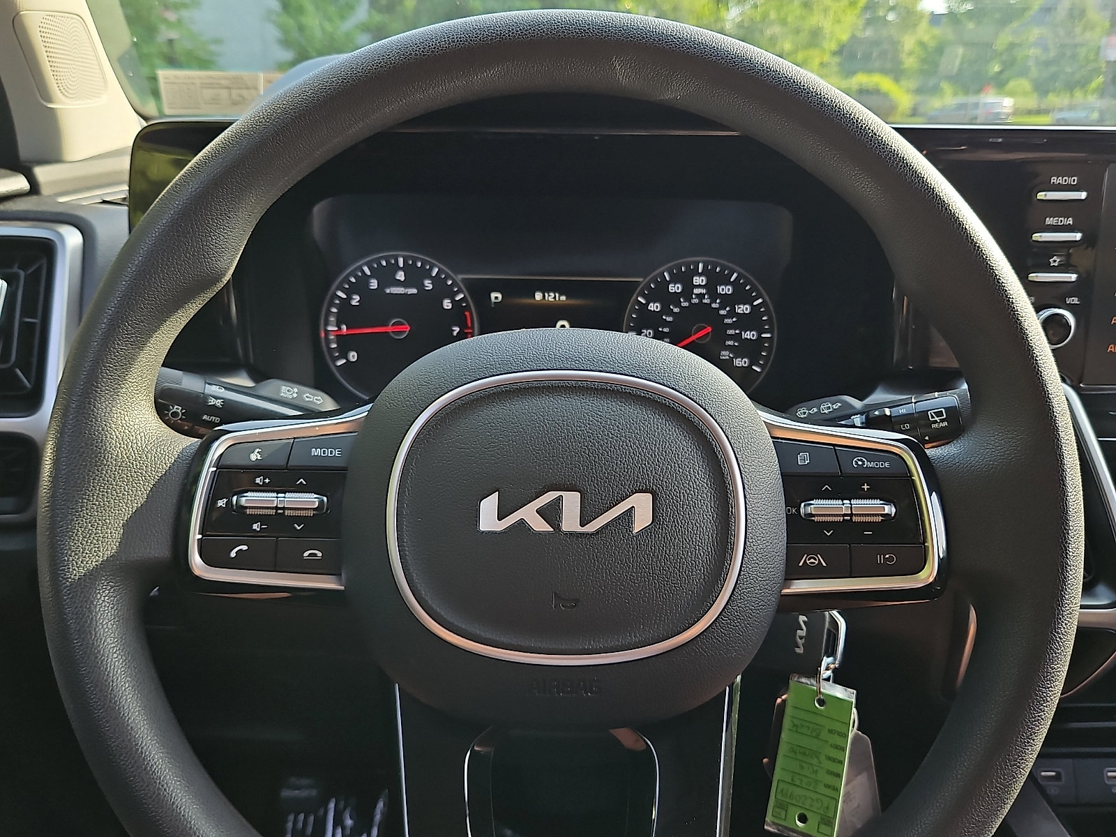Used 2023 Kia Sorento LX FWD image 18