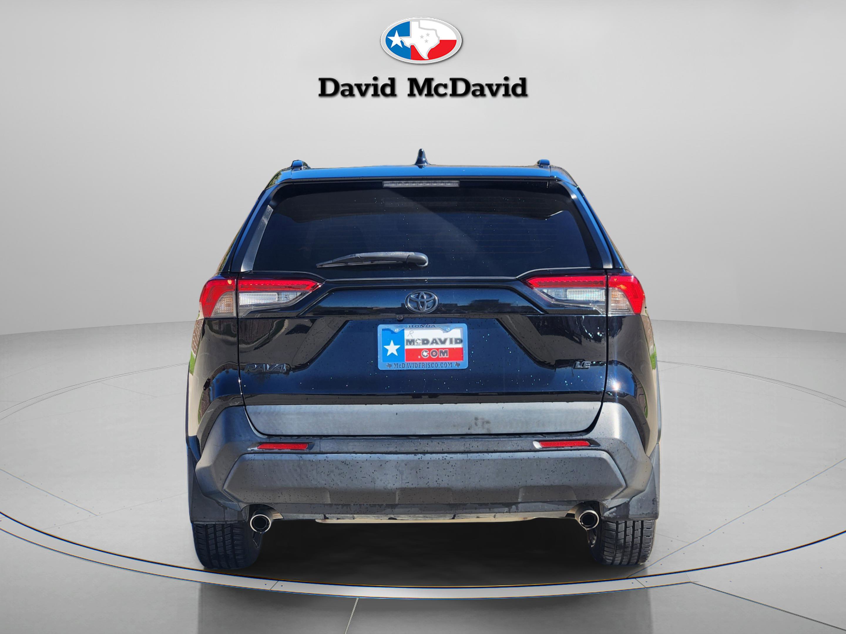 Used 2021 Toyota RAV4 LE w/ Carpet Mat Package (TMS) image 5