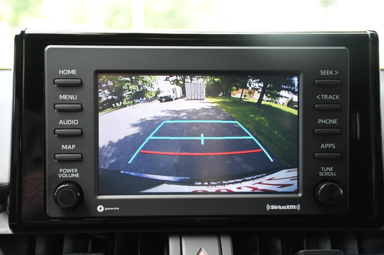 Used 2022 Toyota RAV4 SE w/ Convenience Package AWD/4WD image 39