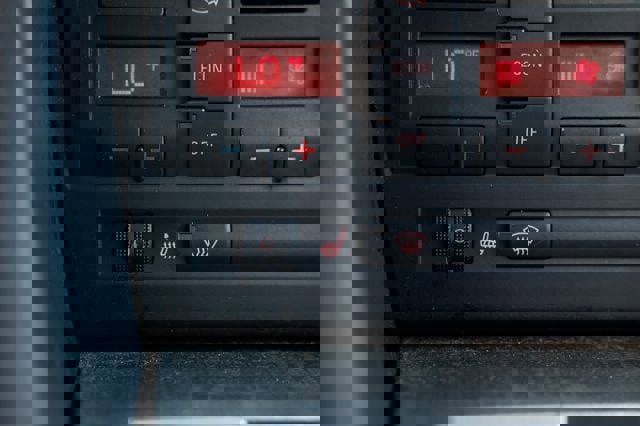 Used 2005 Audi S4 Sedan image 35