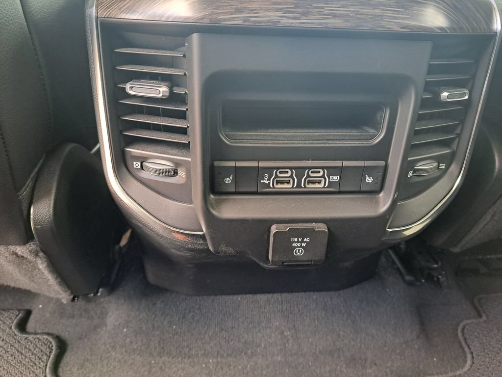 Used 2019 RAM 1500 Laramie AWD/4WD image 27