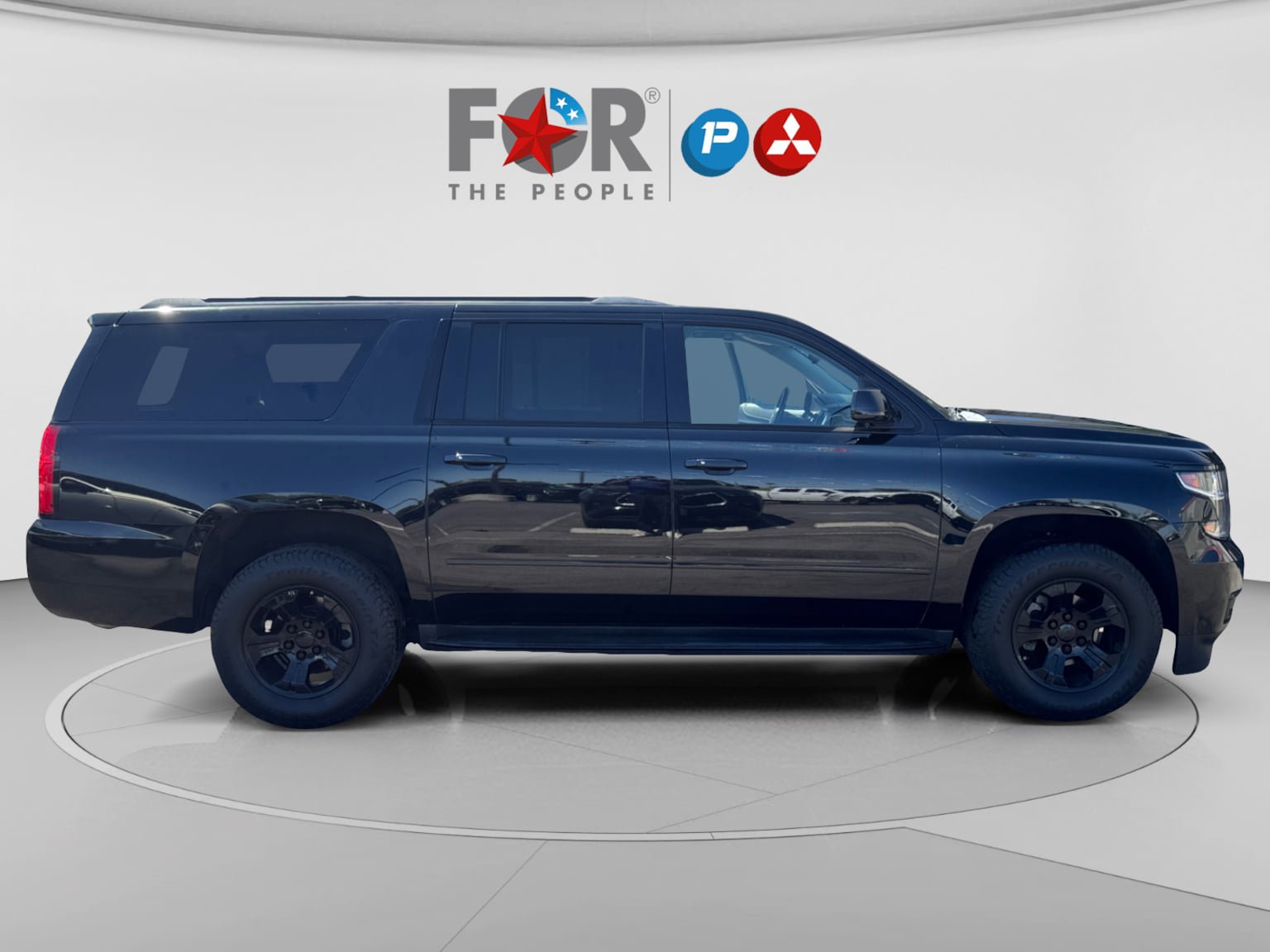Used 2019 Chevrolet Suburban Premier w/ RST 6.2L Performance Edition image 6
