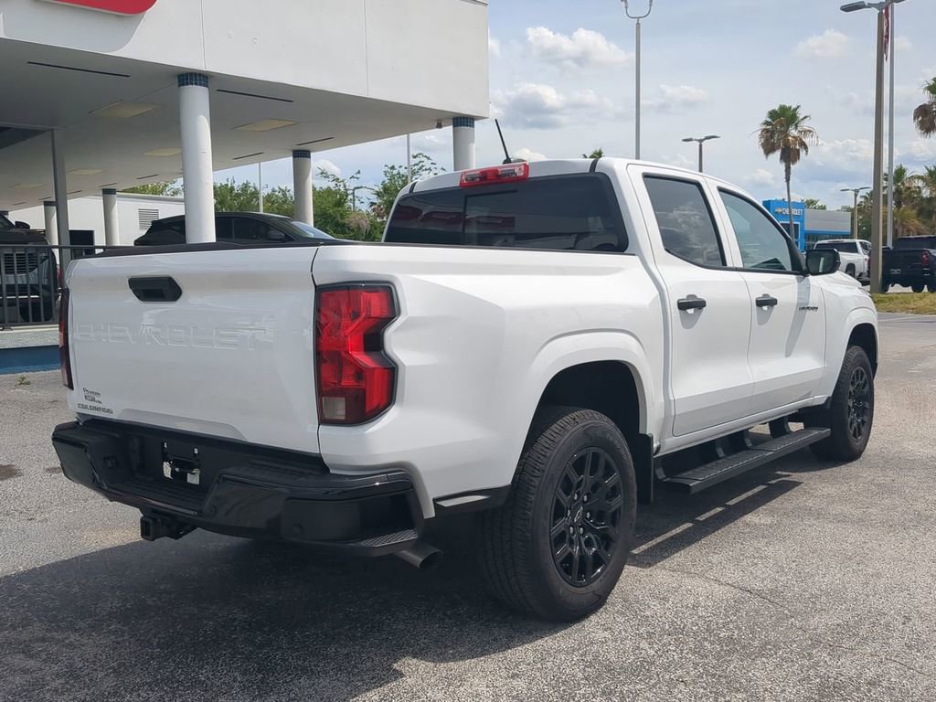 Used 2025 Chevrolet Colorado W/T w/ WT Custom Package RWD image 3