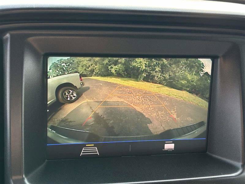 Used 2022 Chevrolet Colorado W/T w/ WT Convenience Package RWD image 18