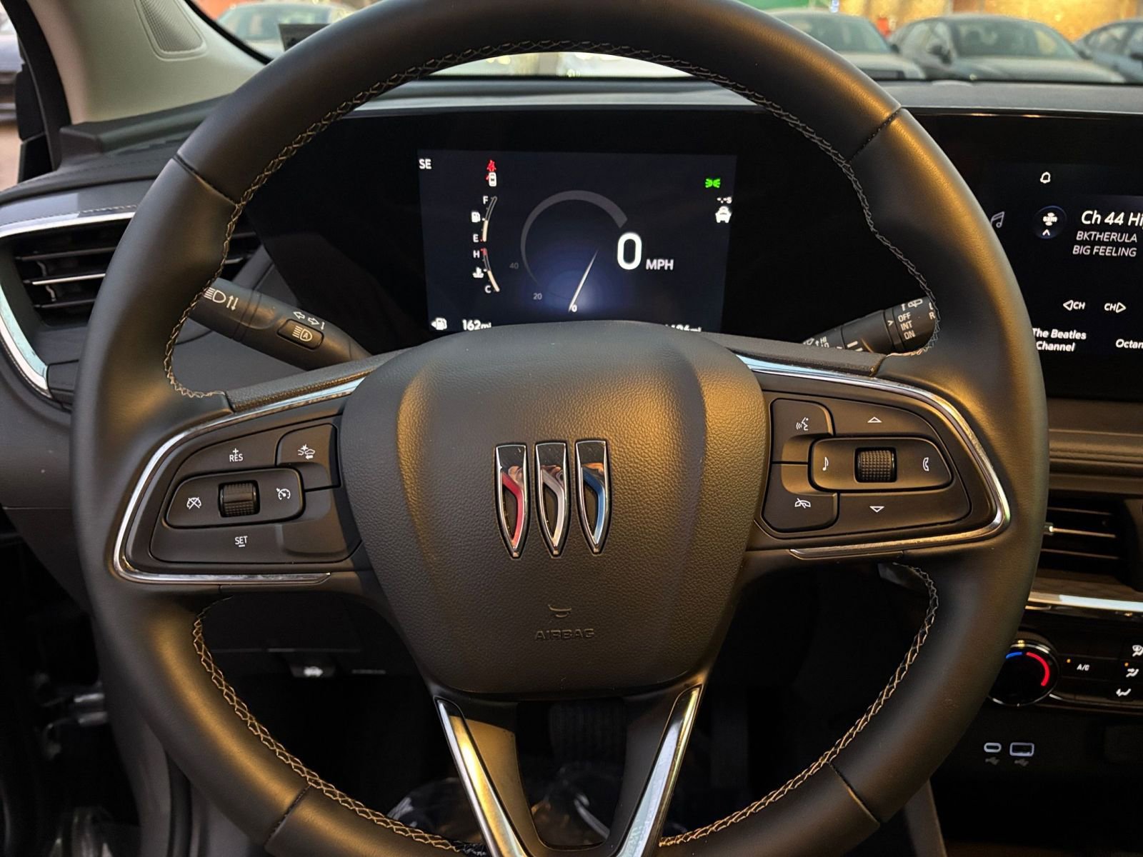 Used 2025 Buick Encore GX Preferred image 29