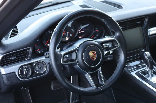 Used 2017 Porsche 911 Carrera image 23