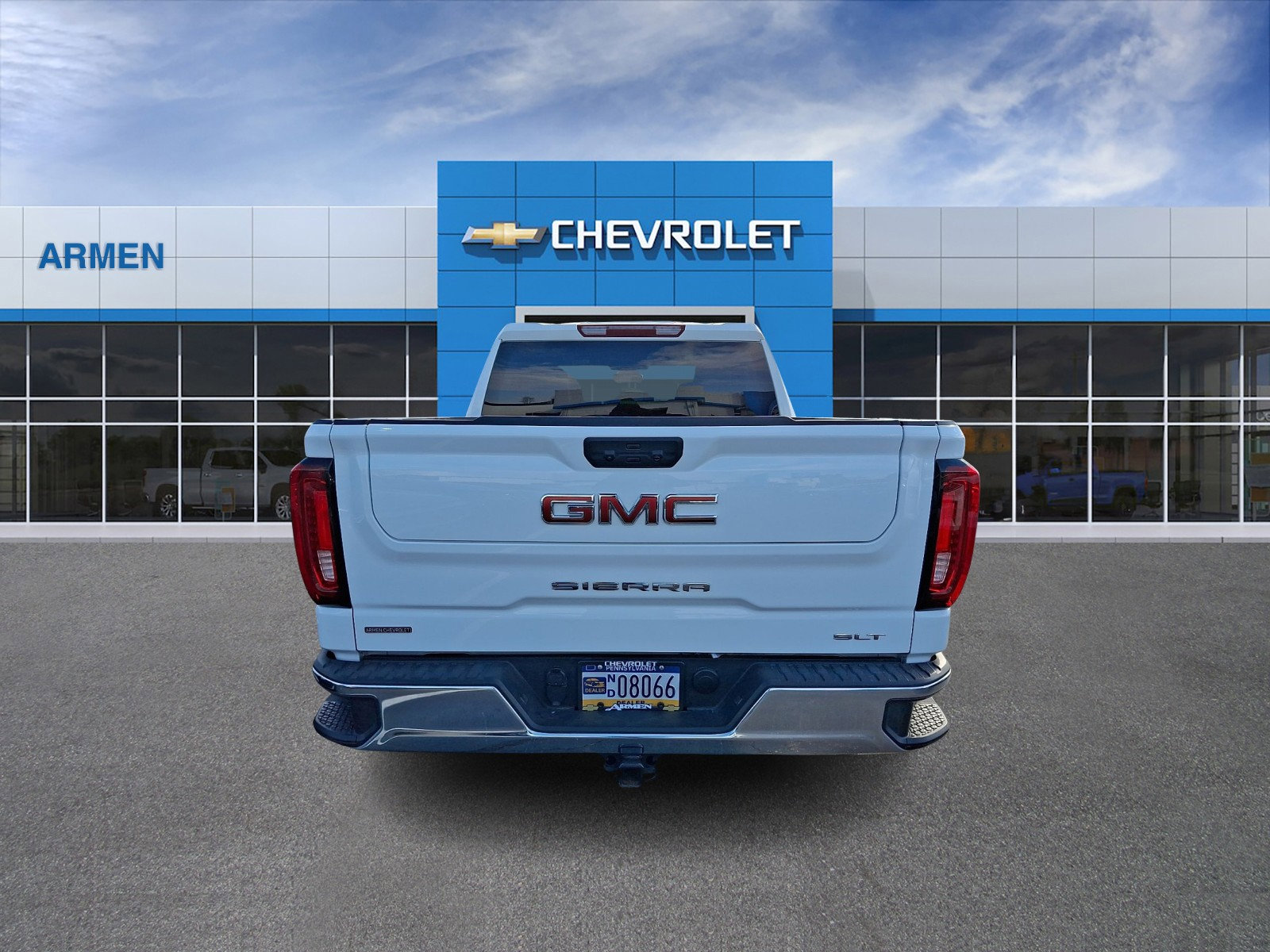 Certified 2025 GMC Sierra 1500 SLT image 6