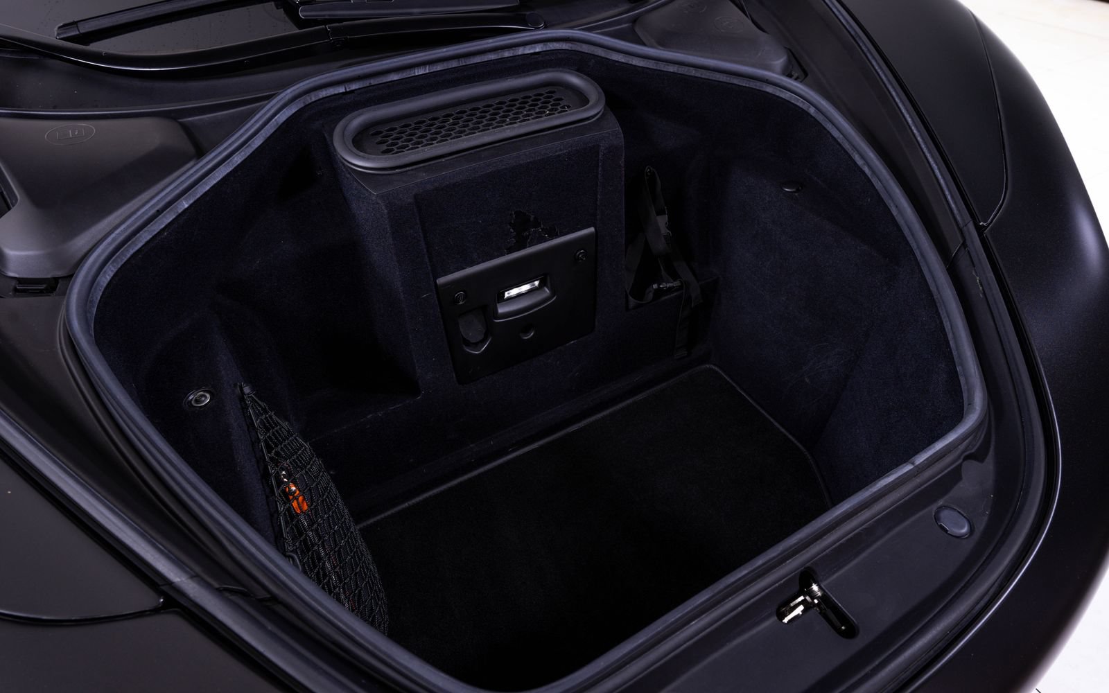 Used 2019 McLaren 720S Performance RWD image 26
