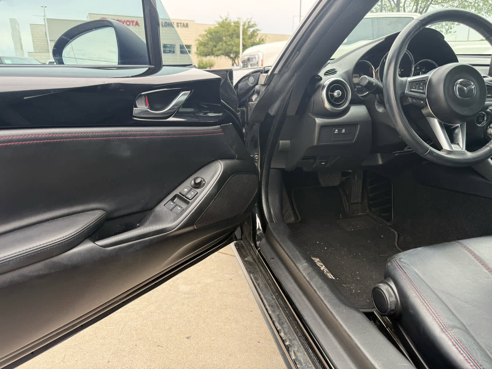 Used 2019 MAZDA MX-5 Miata RF Grand Touring image 5