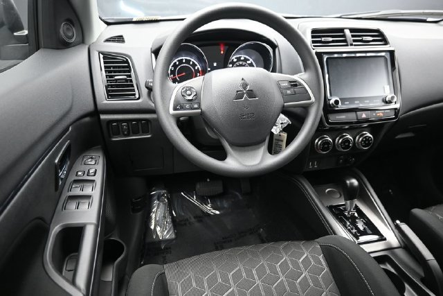 New 2027 Mitsubishi Outlander Sport ES FWD image 11