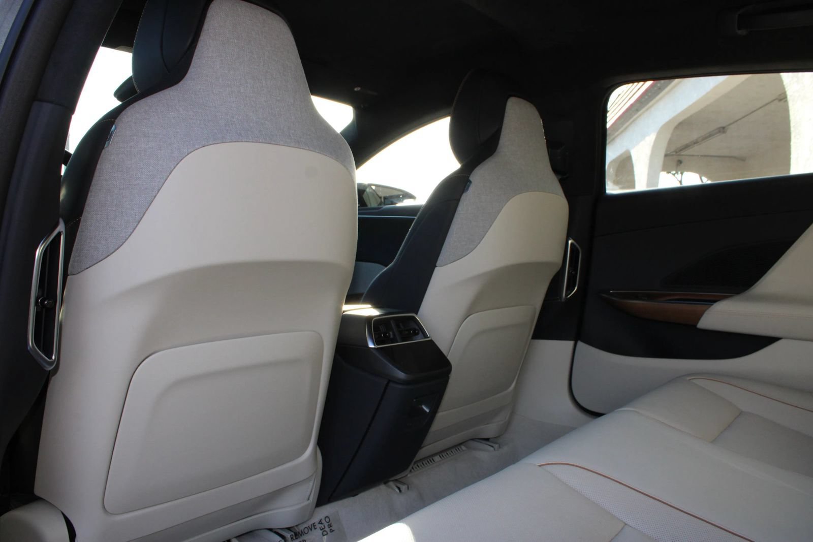 Used 2025 Lucid Air Pure RWD image 15