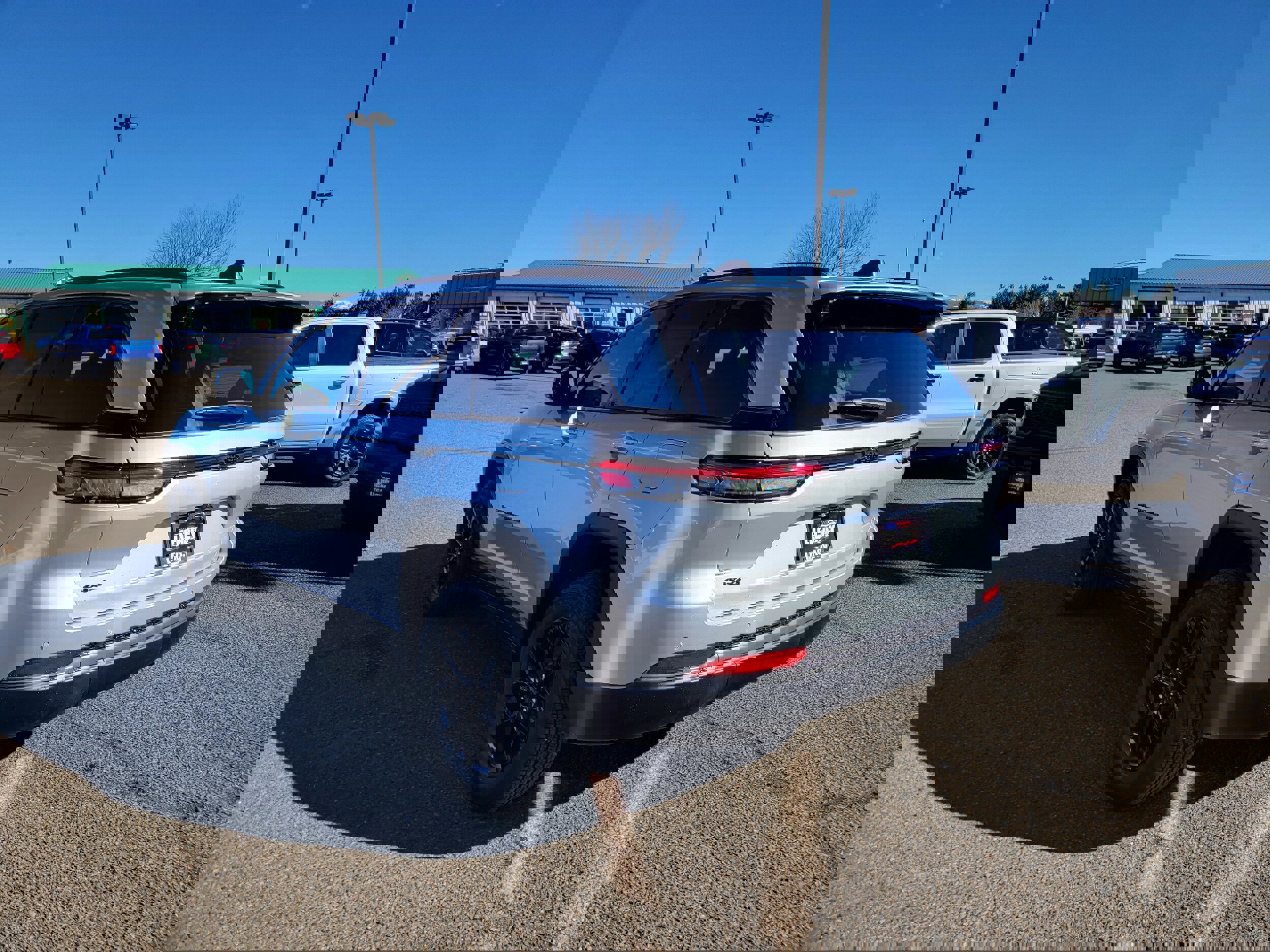 New 2026 Jeep Grand Cherokee Altitude image 12