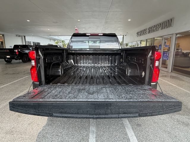 Used 2022 Chevrolet Silverado 1500 LT w/ All Star Edition Plus RWD image 13