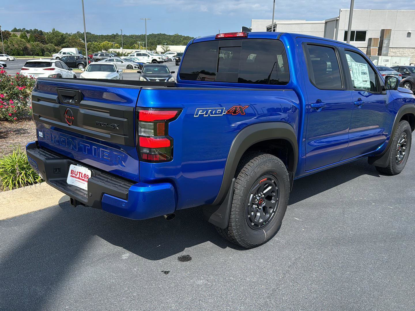New 2026 Nissan Frontier PRO-4X image 5